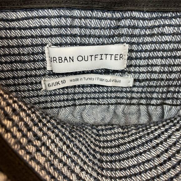 Urban Outfitters Sophia Denim Mini Dress, size 6 - EUC - Picture 4 of 9